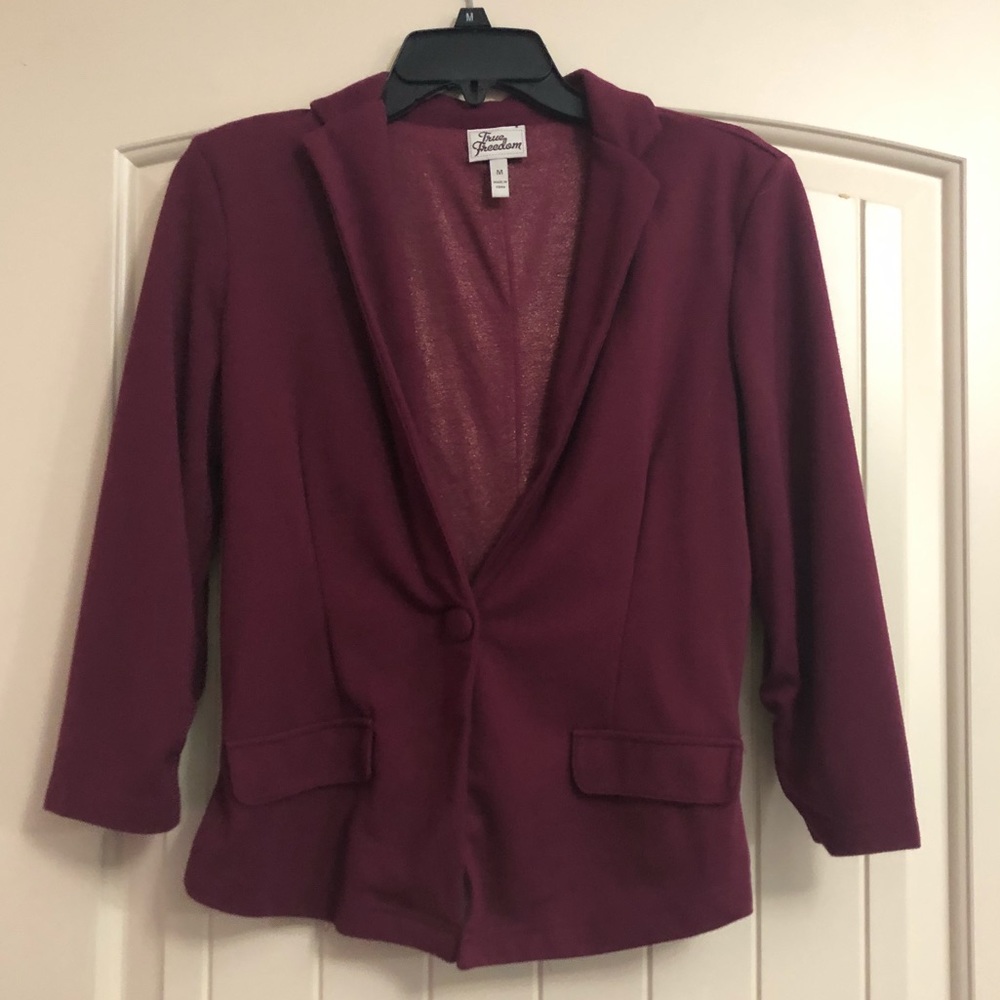 True Freedom Burgundy Casual Blazer Juniors Medium